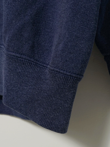 MÍCATA Hanes Crew Neck Sweatshirt