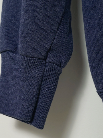 MÍCATA Hanes Crew Neck Sweatshirt
