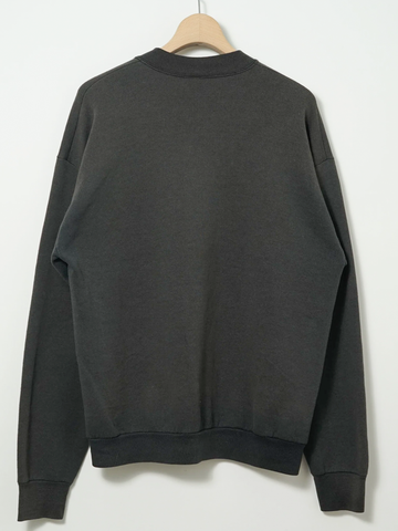 MÍCATA Fruit of the Loom Crew Neck Sweatshirt