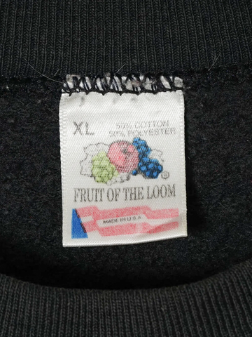 MÍCATA Fruit of the Loom Crew Neck Sweatshirt