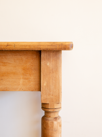 Table / テーブル