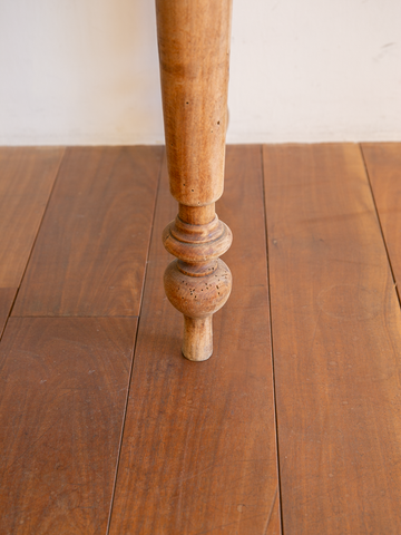 Table / テーブル