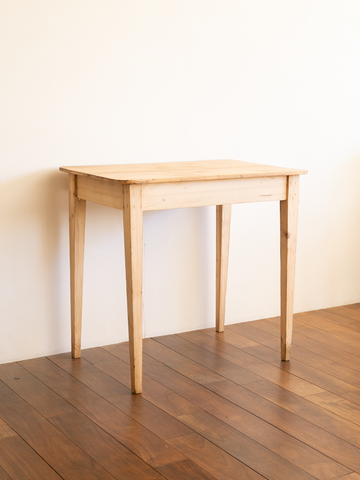Table / テーブル