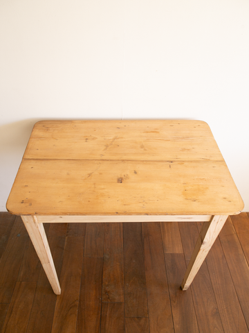 Table / テーブル