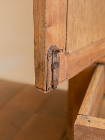 Small closet / ミラー付きミニクローゼット