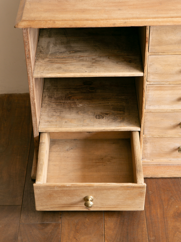 Cabinet (England 1920`s)