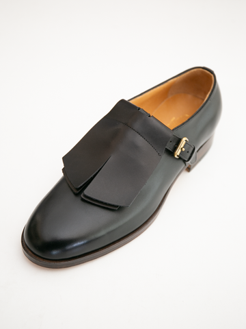 forme Ladies T strap shoes