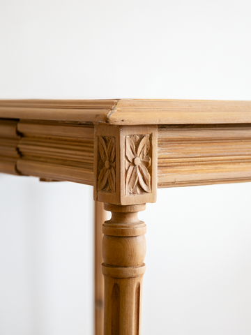 Table / テーブル