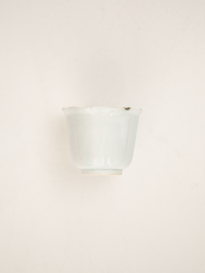 古伊万里白磁猪口 (江戸中期) 向付 小 – RECTOHALL