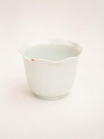 古伊万里白磁猪口 (江戸中期) 向付 ①