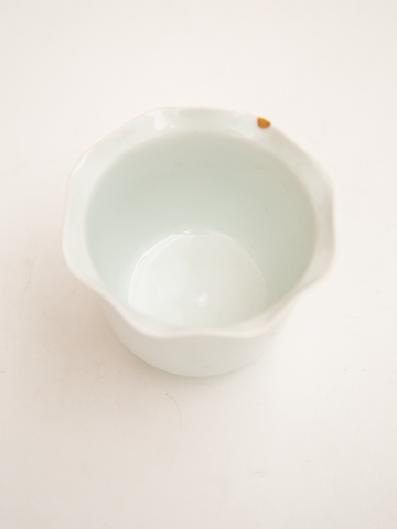古伊万里白磁猪口 (江戸中期) 向付 ③