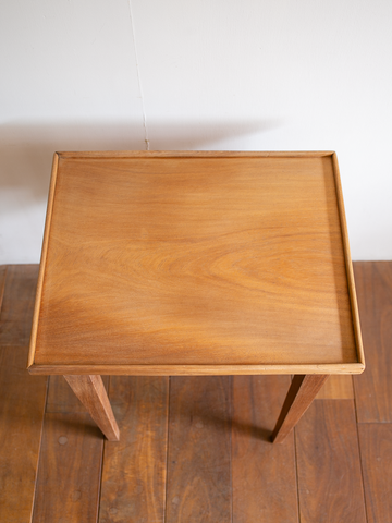 Side table / サイドテーブル