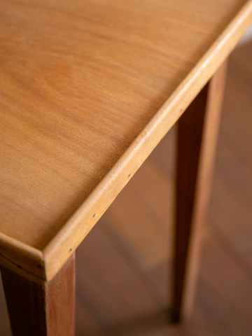 Side table / サイドテーブル