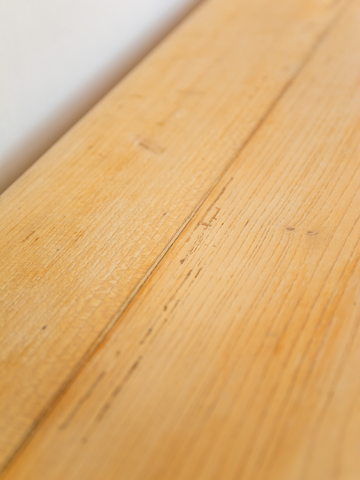 Turning leg table / ろくろ脚テーブル