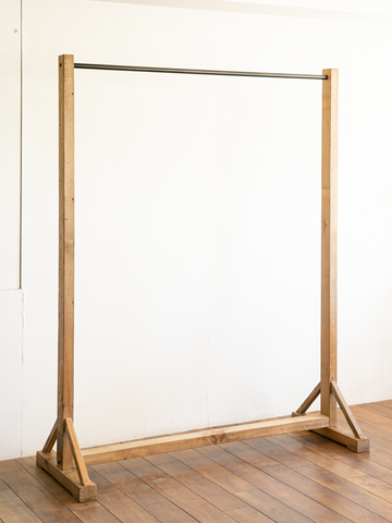 Hanger Rack (France)