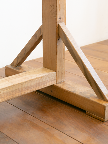 Hanger Rack (France)