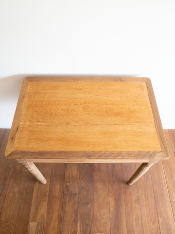 Table / テーブル