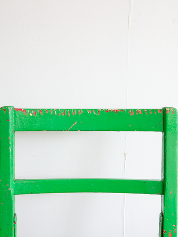 Child chair / 子供用椅子