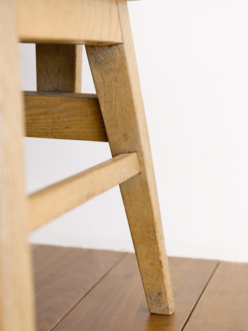 Chair (Japan)