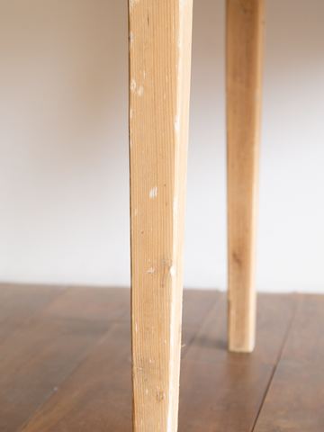 Table (France 1920`s)