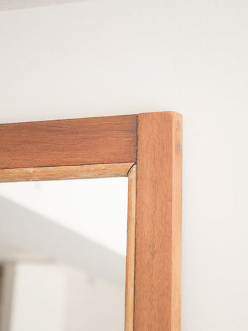 Mirror (England 1930`s)