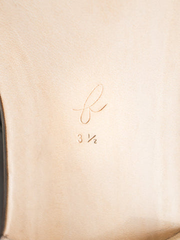 forme Ladies Blucher plain toe