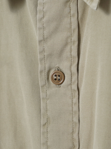 MÍCATA  U.S Army Shirt