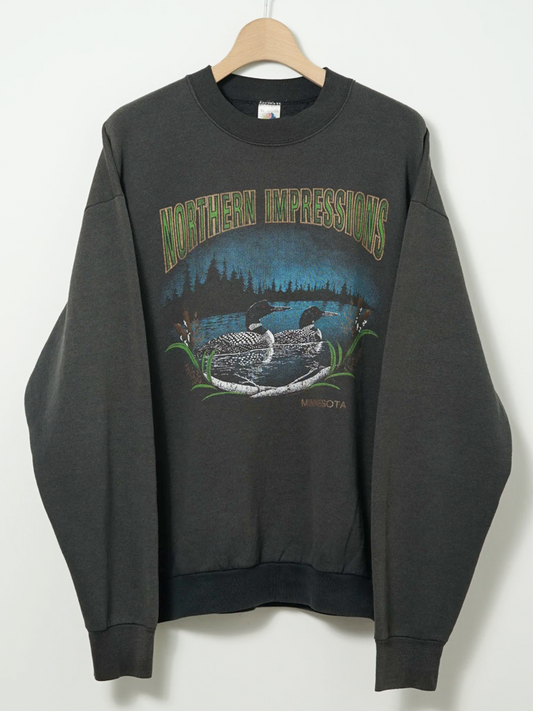 MÍCATA  Fruit of the Loom Crew Neck Sweatshirt