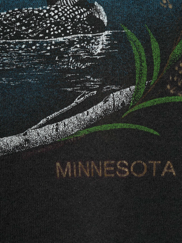MÍCATA  Fruit of the Loom Crew Neck Sweatshirt