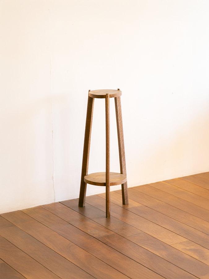 Flower stand / 花台