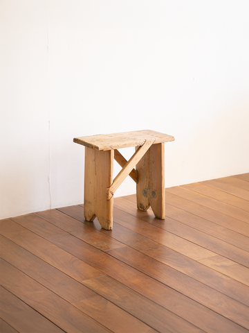 Pine stool / パインスツール