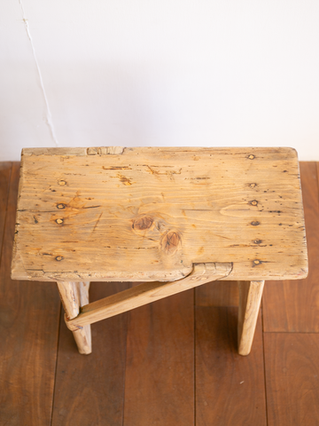 Pine stool / パインスツール