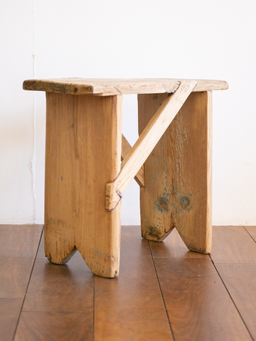 Pine stool / パインスツール