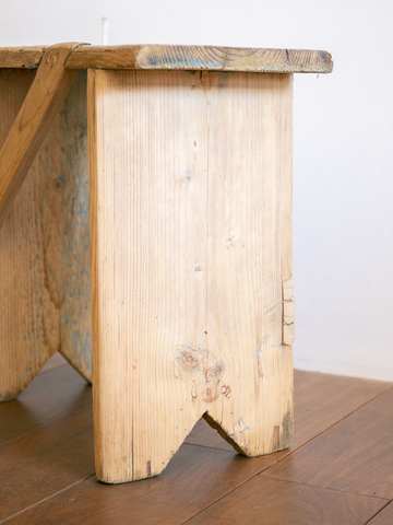 Pine stool / パインスツール