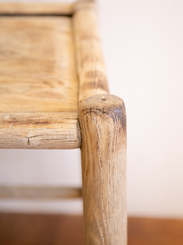 Stool / スツール