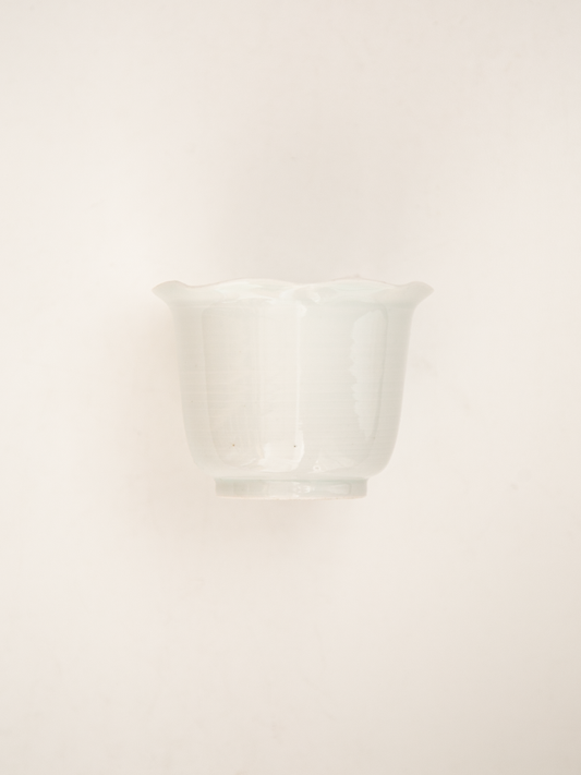 古伊万里白磁猪口 (江戸中期)  完品