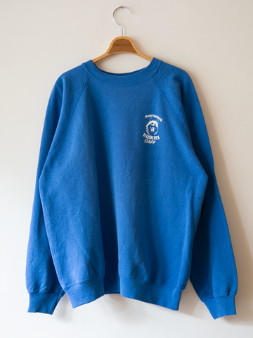 MÍCATA  Hanes Crew Neck Sweatshirt