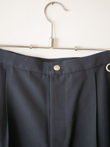 ooe メンズ テーパードパンツ