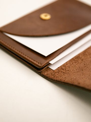 forme Card case (Liscio Dark Brown)