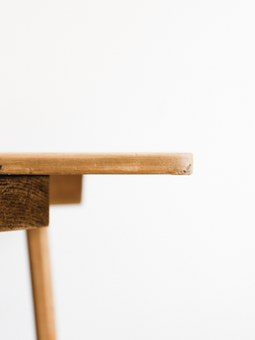 Table (Belgium 1940's)